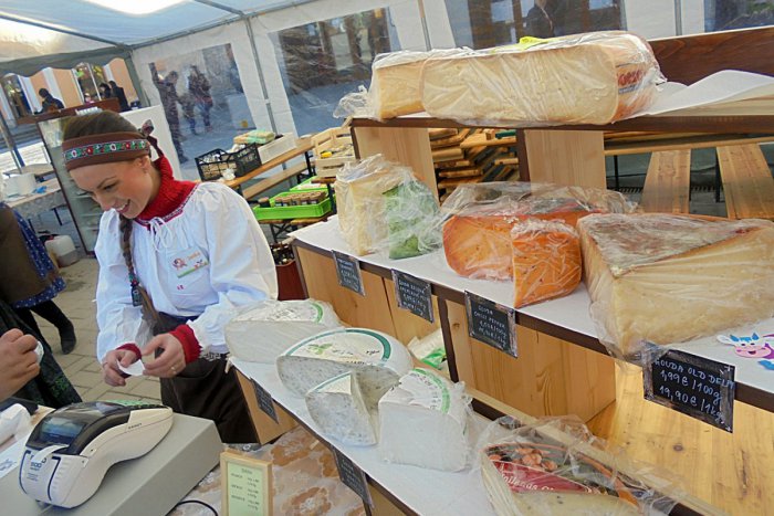 Ilustračný obrázok k článku OBRAZOM: Tradičné Veľkonočné trhy v Rožňave v plnom prúde!