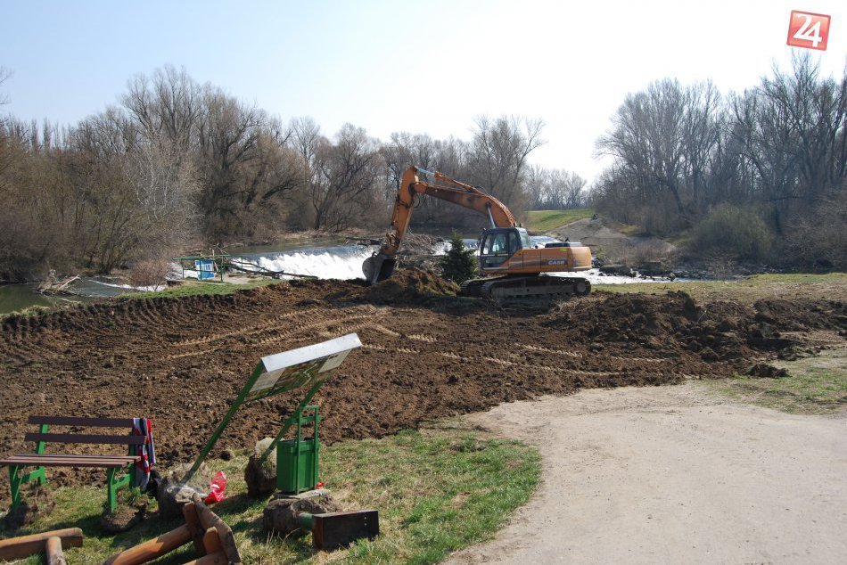 Ilustračný obrázok k článku Blíži sa výročie príchodu bagrov na Zúgov: Aktivisti chystajú akciu priamo na mieste