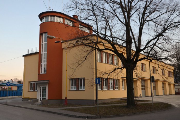 Ilustračný obrázok k článku Ružomberskí hasiči sú späť na starej adrese: Budova dostala nové šaty