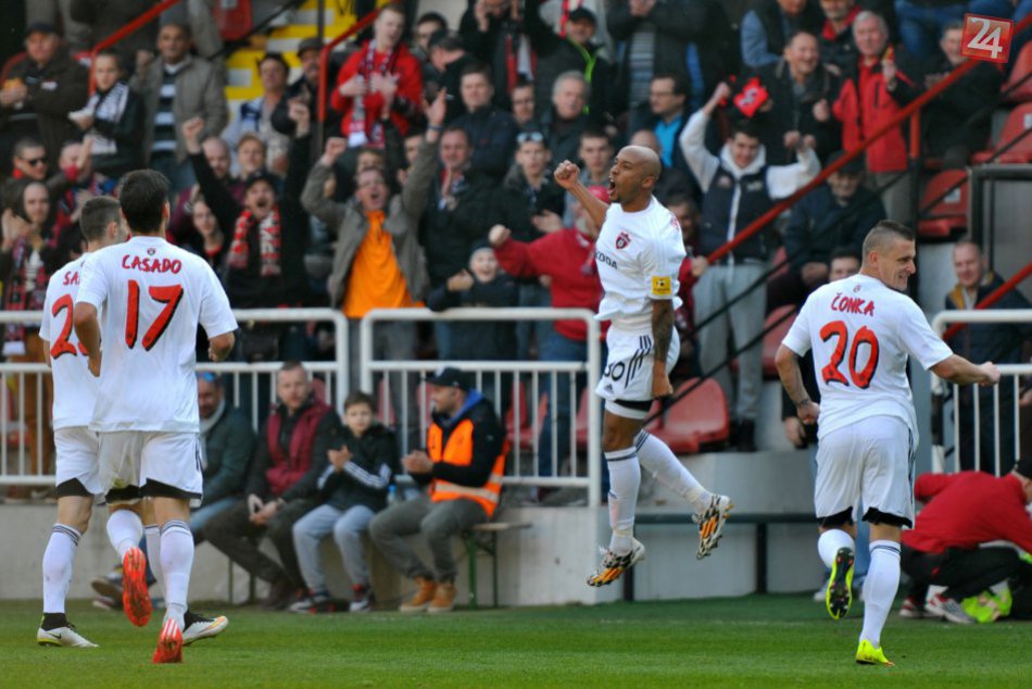 Ilustračný obrázok k článku Po vypadnutí z pohára si napravili chuť: Spartak nedal Moravciam šancu