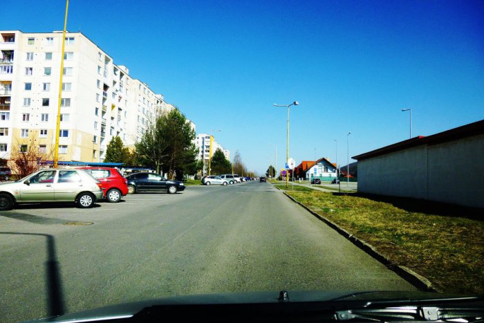 Ilustračný obrázok k článku Bez vodičáku a opitý: Takto brázdil ulice v Spišskej na aute iba 15 ročný tínedžer