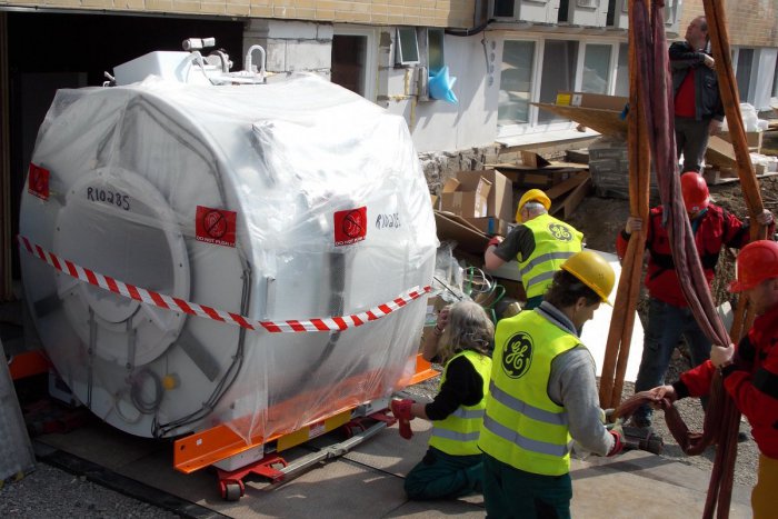 Ilustračný obrázok k článku Pred sebou majú ešte veľa práce: Kedy v Spišskej chcú spustiť prevádzku magnetickej rezonancie?