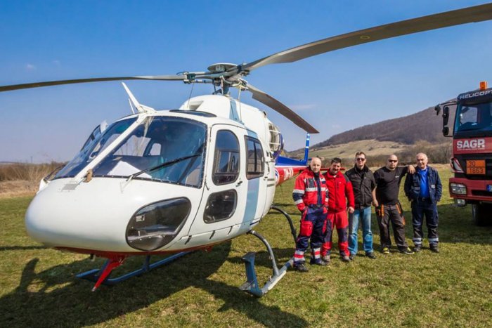 Ilustračný obrázok k článku To sa len tak nevidí: Vrtuľníkom si skočili na obedové meníčko, hosťom padla sánka! FOTO