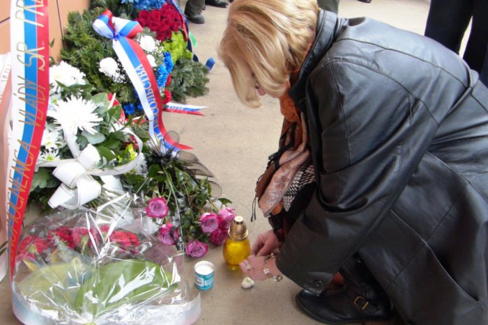 Ilustračný obrázok k článku Výročie transportu do Osvienčimu: Obetiam  holokaustu je venovaná výstava aj encyklopédia