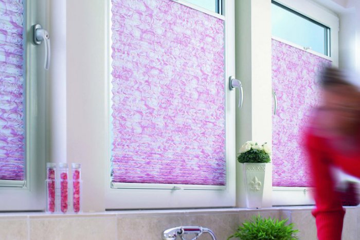 Ilustračný obrázok k článku Miesto záclon tienenie šité na mieru