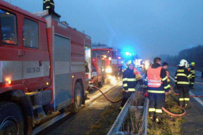 Ilustračný obrázok k článku Nehoda na D2 smerom do Bratislavy. Auto zrazilo dopravného policajta