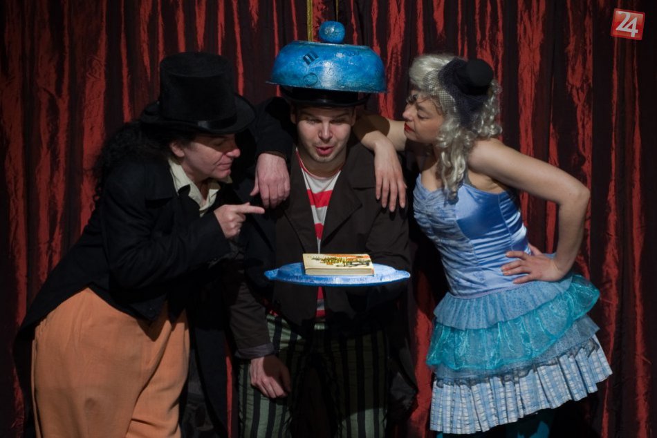 Ilustračný obrázok k článku Bystrické divadlo oslavuje: Pozrite, čo všetko si pre vás pripravilo...