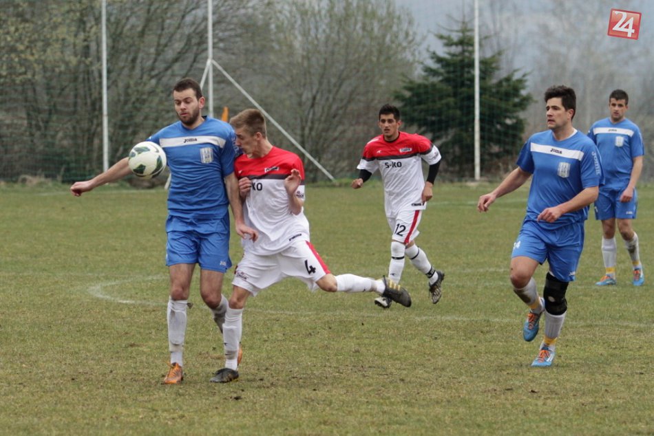 Ilustračný obrázok k článku Kompletné výsledky z našich obcí: Solčany doma s remízou, Krušovce v Jacovciach bez bodu!