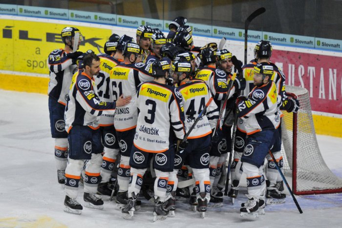 Ilustračný obrázok k článku Veľké hokejové finále: V týchto zápasoch sa naši chlapci pobijú o titul!