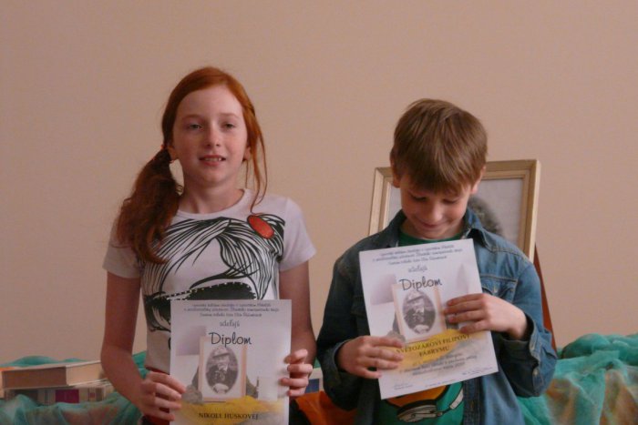 Ilustračný obrázok k článku Recitátori zo ZUŠ Ľ. Fullu dominovali v okresnej časti Hviezdoslavovho Kubína