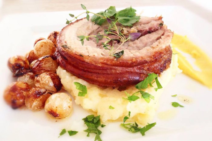 Ilustračný obrázok k článku Veľká noc po anglicky: Tip na chutný obed od známeho mestského poslanca