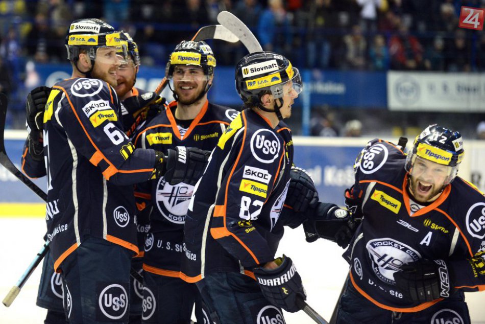 Ilustračný obrázok k článku Výborný vstup oceliarov do finále play off: Pozrite FOTO, ako si poradili s Banskou Bystricou