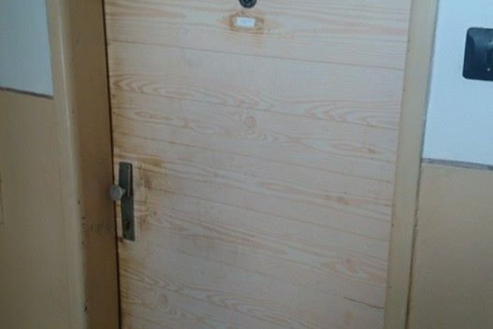 Ilustračný obrázok k článku V byte našli mŕtvolu ženy v značnom štádiu rozkladu!