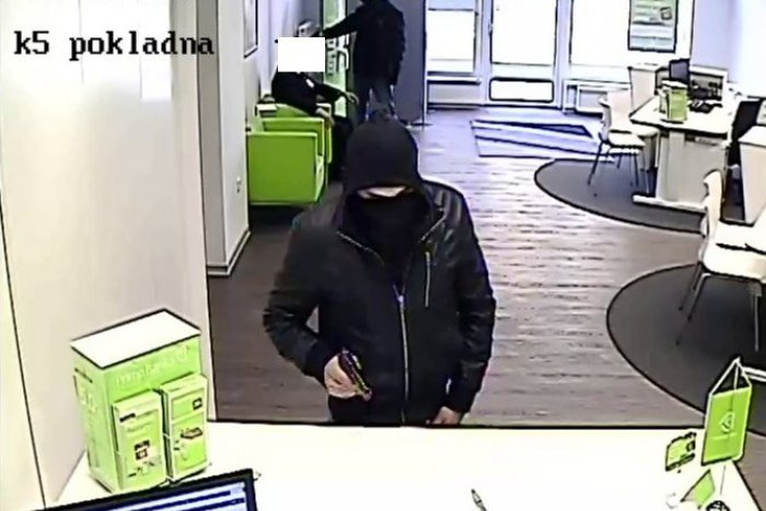 Ilustračný obrázok k článku V minulom roku bolo viac prepadov v bankách, menej v herniach