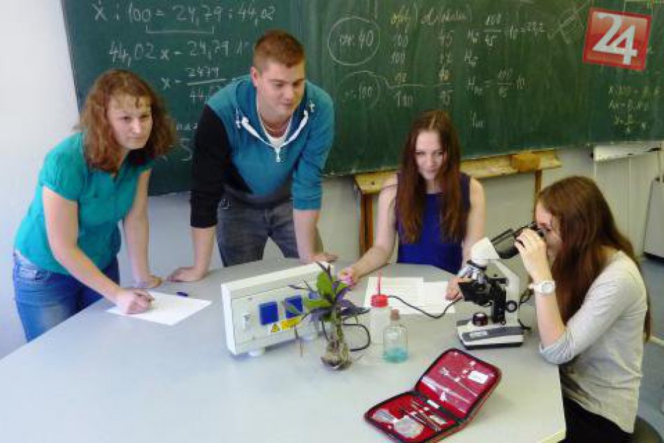 Ilustračný obrázok k článku V Starej Lesnej sa stretnú nádejní slovenskí vedci: Odprezentujú riešenia celosvetových vedeckých problémov