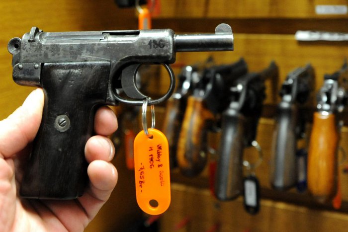 Ilustračný obrázok k článku Policajti zrealizovali v okrese Prešov špeciálnu bezpečnostnú akciu: Kontroly zbraní aj streliva!