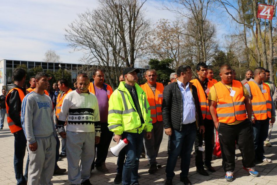 Ilustračný obrázok k článku Rómovia v regióne vyšli do ulíc: Toto sú ich požiadavky!