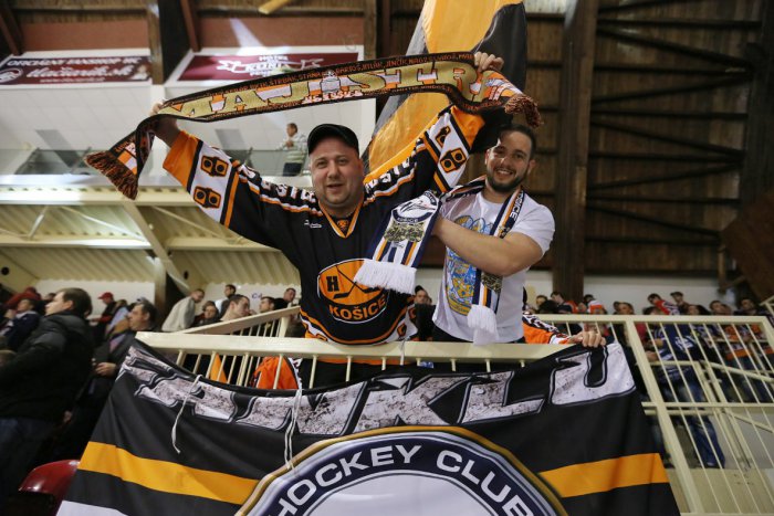 Ilustračný obrázok k článku Úradujúci majstri obhájili extraligové prvenstvo: Titul je v správnych rukách, hovorí tréner Chudý!