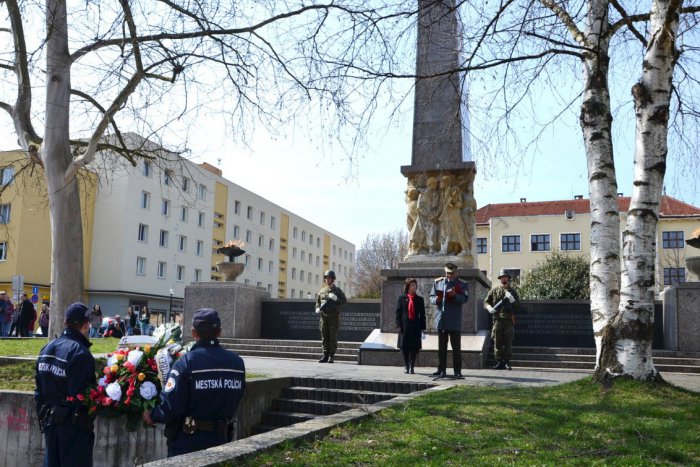 Ilustračný obrázok k článku Oslava siedmych desaťročí slobody mesta Ružomberok, ocenenie odvahy a statočnosti