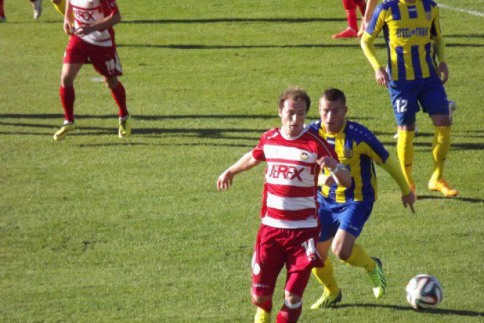 Ilustračný obrázok k článku Tatran Liptovský Mikuláš: Prvé predstavenie pred domácim publikom