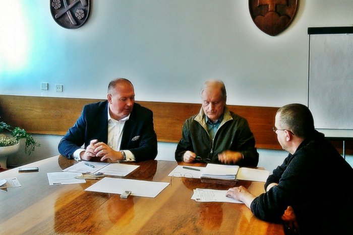 Ilustračný obrázok k článku Petícia o ceste R2 v plnom prúde: TOTO sú 4 dôvody, pre ktoré ju spustili