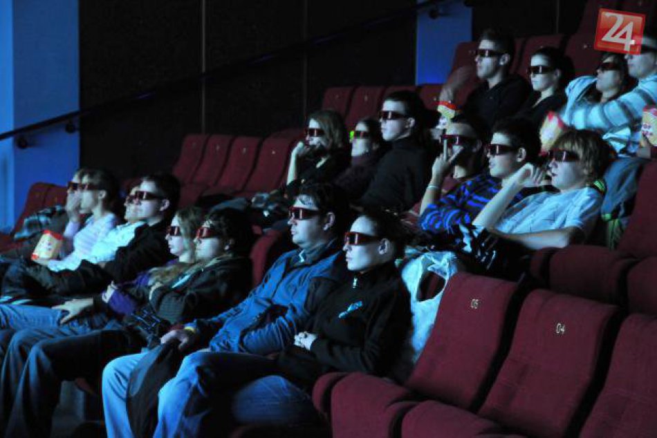 Ilustračný obrázok k článku Chladné počasie láka do kina: Čo bude premietať to naše v novembri?