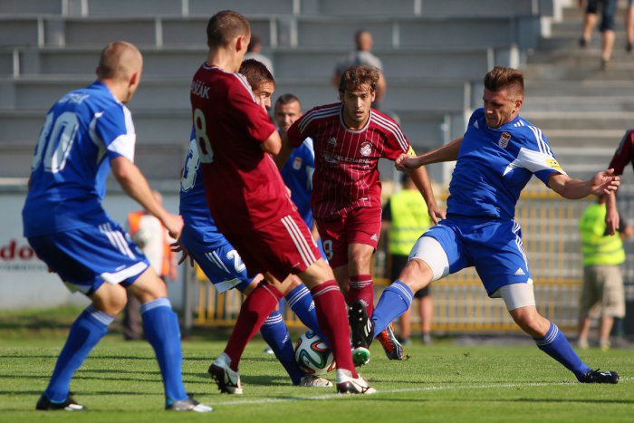 Ilustračný obrázok k článku Derby v Podbrezovej prilákalo takmer 3 000 divákov: O výsledku zápasu rozhodol gól z 90. minúty
