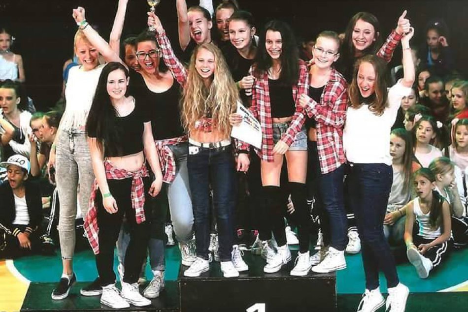 Ilustračný obrázok k článku Tanečníci z Moraviec postúpili na Majstrovstvá Európy, ich účasť je ale otázna: Chýbajú im peniaze!