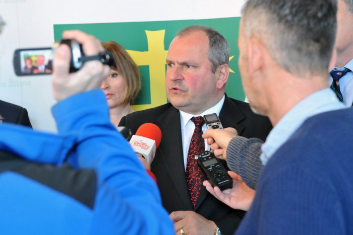 Ilustračný obrázok k článku Zastupiteľstvá v Žiline pripomínajú rokovacie maratóny: To posledné trvalo 9 hodín, Choma toho už má dosť!