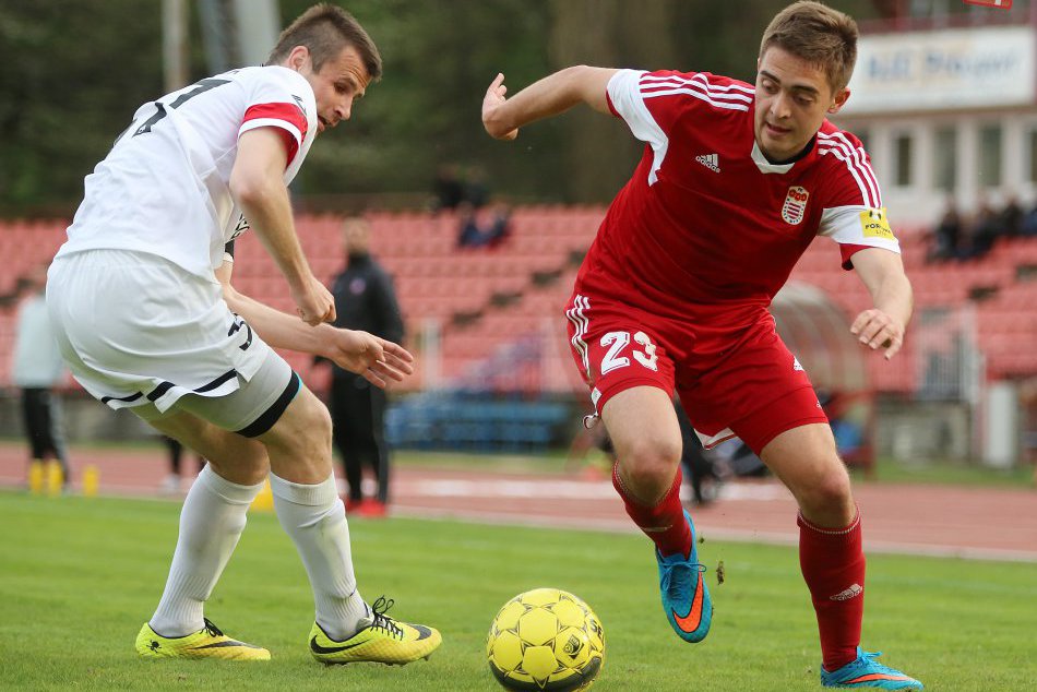 Ilustračný obrázok k článku Futbalová Dukla pred štartom v druhej lige: Program prípravných zápasov aj zmeny v kádri