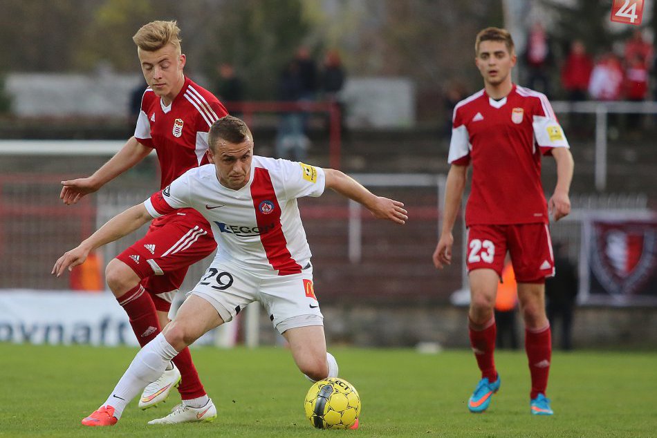 Ilustračný obrázok k článku Pád Dukly do druhej futbalovej ligy sa rozoberal aj na mestskom zastupiteľstve!