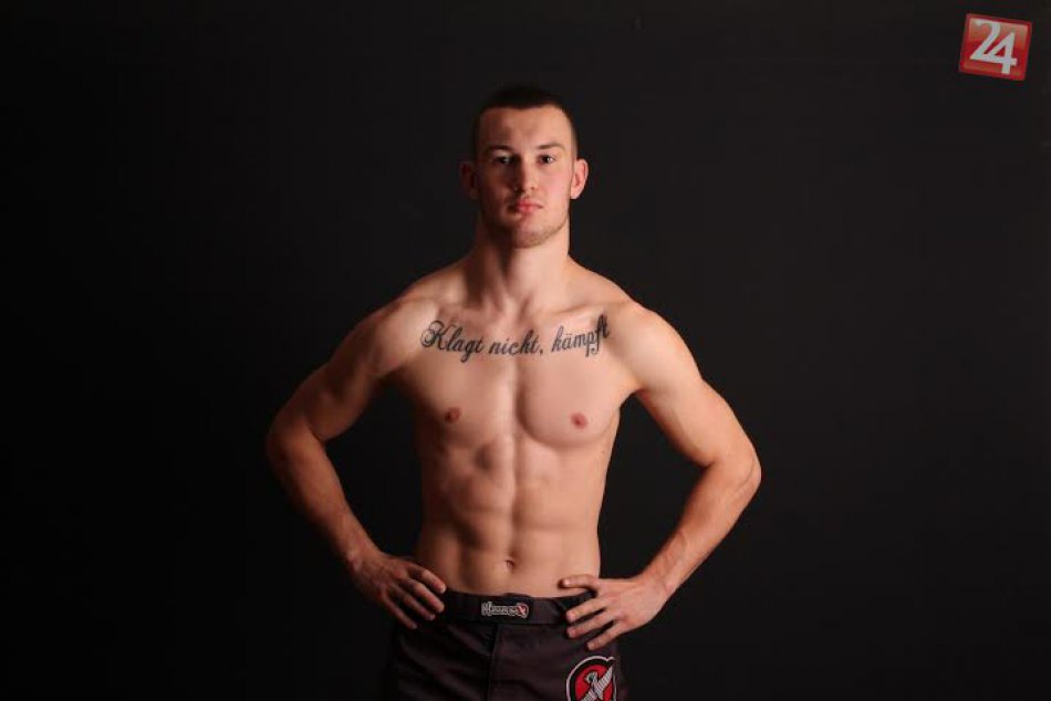 Ilustračný obrázok k článku Úspešný bystrický tréner MMA otvorene: Aj keď by to asi nikto nepovedal, rád navštevujem bábkové divadlo