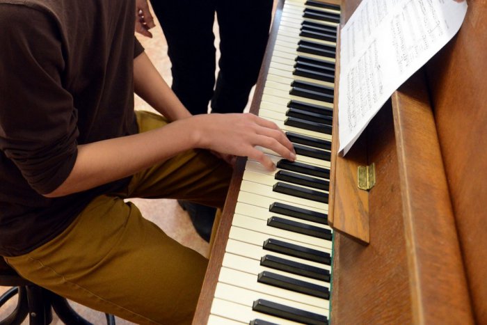 Ilustračný obrázok k článku Novozámocká galéria bude opäť plná hudby: Podrobný program na tento týždeň