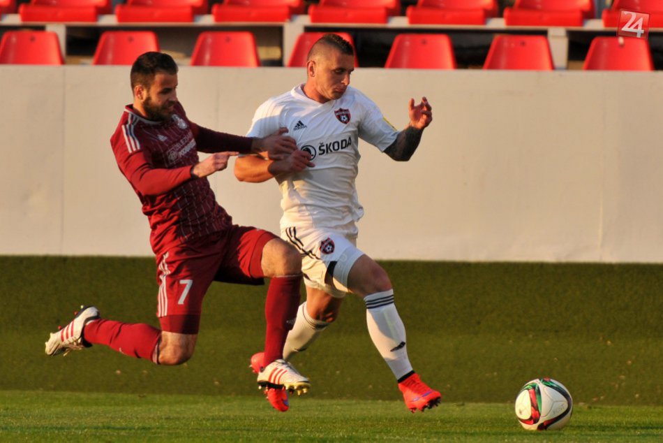 Ilustračný obrázok k článku Podbrezová v dohrávke s Myjavou: Železiari sa radovali z troch bodov vďaka pokutovému kopu