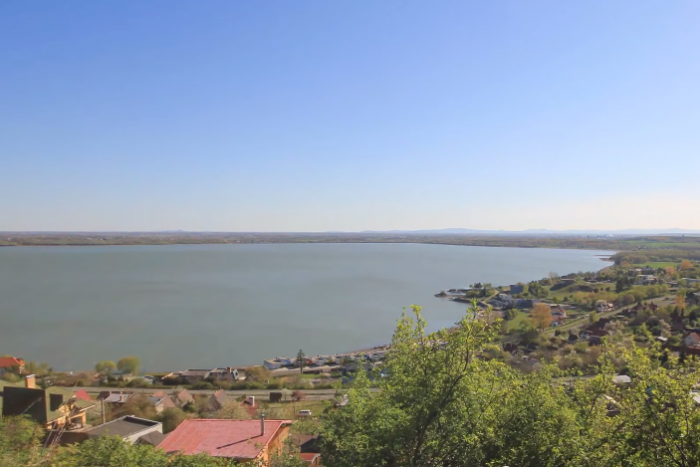 Ilustračný obrázok k článku Krásy jarnej Šíravy v dvoch minútach: VIDEO, po ktorom už budete chcieť leto!