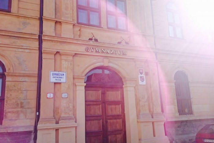 Ilustračný obrázok k článku Naj učiteľ Gymnázia na Konštantínovej: Študenti v tom majú jasno, TOTO je ich favorit