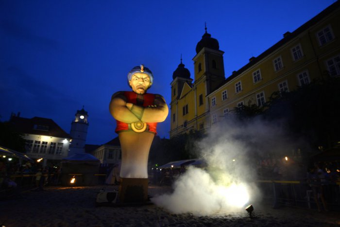 Ilustračný obrázok k článku Májové ťaháky v Žiline: TOP 10 podujatí, na ktorých nemôžete chýbať