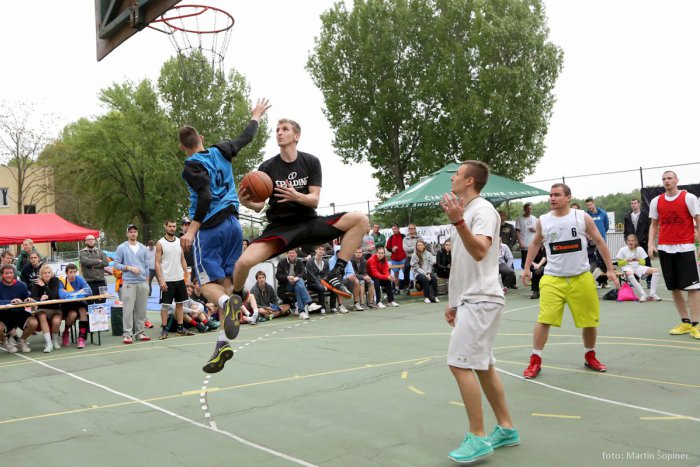 Ilustračný obrázok k článku Streetballová šou pod Mostom Lafranconi už pozná svojich víťazov