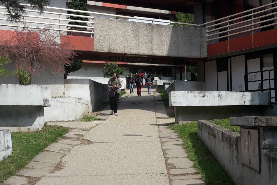 Ilustračný obrázok k článku Podľa Fica pôjde v rokoch 2018 a 2019 na rekonštrukciu internátov 50 miliónov eur