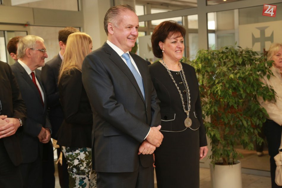 Ilustračný obrázok k článku Takto Zvolen vítal prezidenta: Na Andreja Kisku čakal potlesk a aj tanec! VIDEO