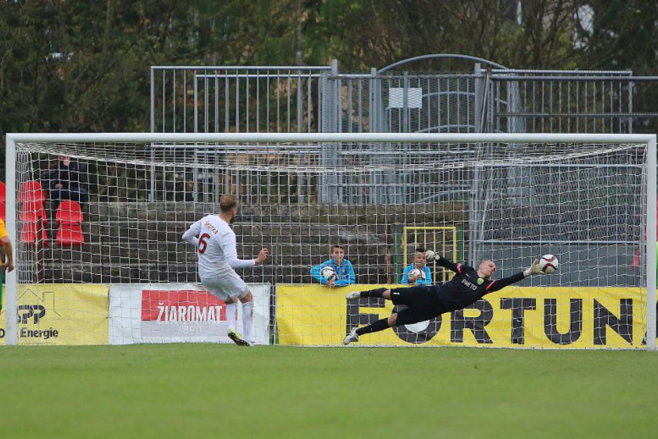 Ilustračný obrázok k článku Čaká nás ďalší víkend plný futbalu: PREHĽAD všetkých zápasov s dohrávkami aj štatistikami!