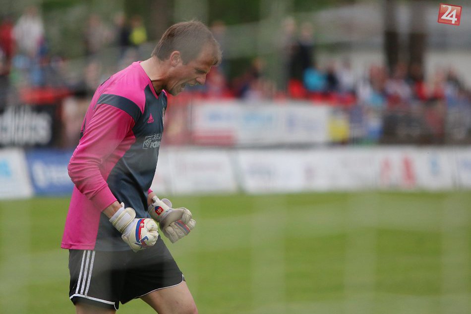 Ilustračný obrázok k článku Kam za futbalom: Veľký PREHĽAD víkendových zápasov regionálnych mančaftov