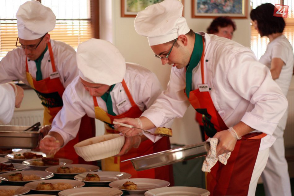 Ilustračný obrázok k článku Tri župné školy zabojujú o menu pre Brusel