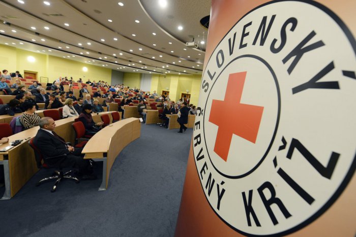 Ilustračný obrázok k článku Slovenský Červený kríž vyznamenal 32 dobrovoľníkov: Ocenený Novozámčan sa stretne aj s prezidentom!