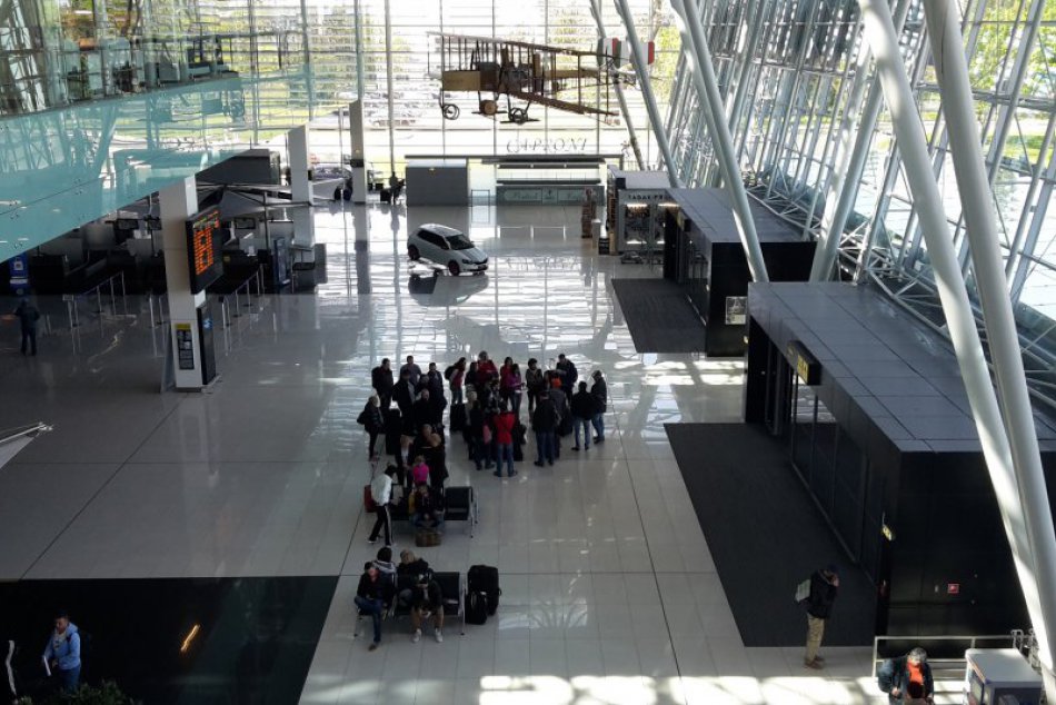 Ilustračný obrázok k článku Lety do Tuniska miznú, dopravcovia z Bratislavy pridávajú iné destinácie