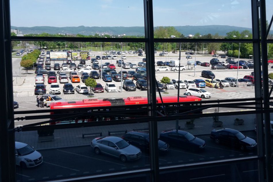 Ilustračný obrázok k článku Údržba dráh na letisku spôsobí obyvateľom Rače a Vajnor väčší hluk