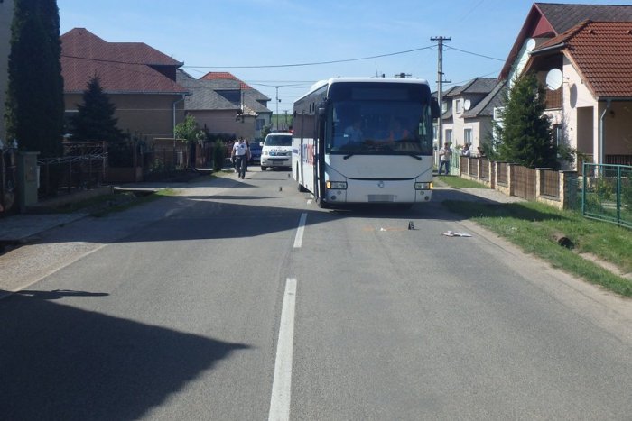 Ilustračný obrázok k článku Autobus zrazil malú cyklistku (9): Dievčatko utrpelo ťažké zranenia