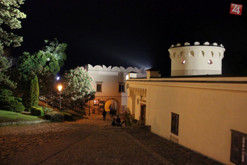 Ilustračný obrázok k článku Na hrade objavili románsku hradbu: Sprístupnia ju verejnosti