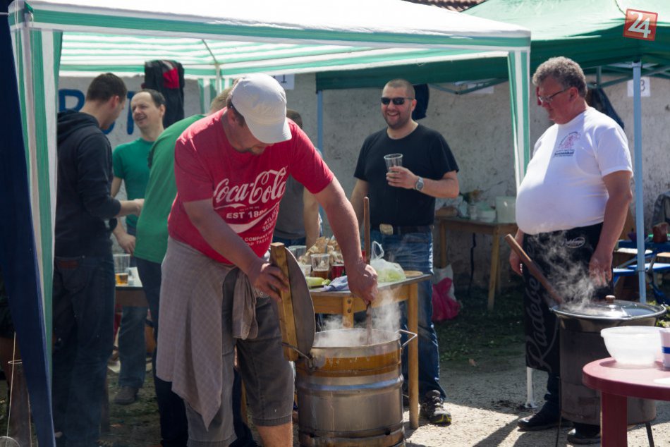 Ilustračný obrázok k článku Neďaleko Bystrice ľuďom potečú slinky: Obľúbenú dobrotu si budete môcť vychutnať na všetky možné spôsoby