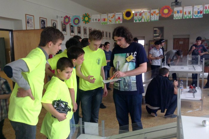 Ilustračný obrázok k článku Podarilo sa im to: Mladí zvolenskí žiaci poletia do Číny na svetovú súťaž!